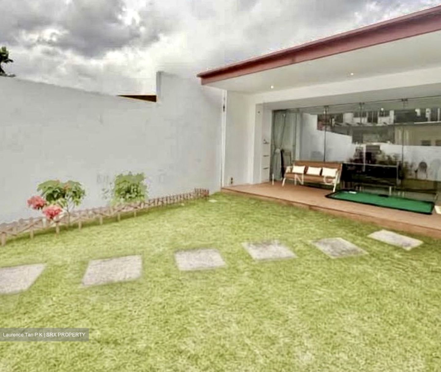 Bartley Rise Estate (D19), Terrace #580832191